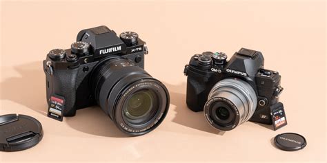 mirrorless camera reviews and comparisons